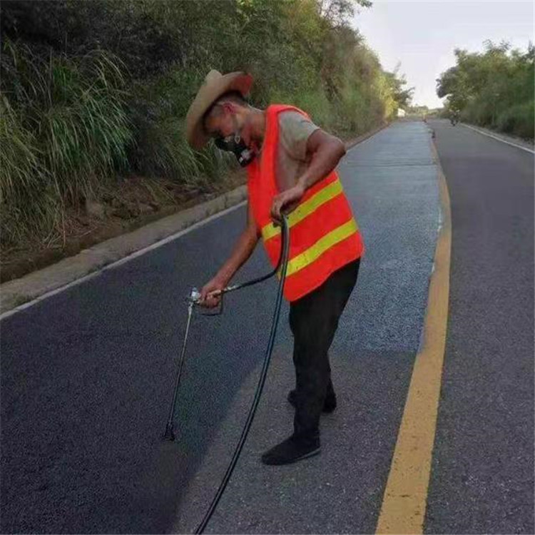 马鞍山 彩色防滑路面的底涂是保障路面附着力